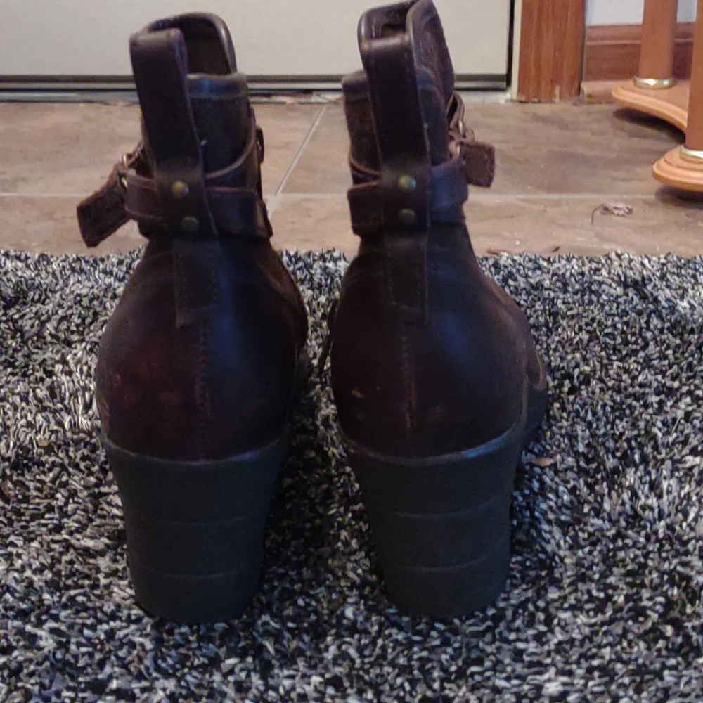 UGG boots - Picture 4 of 5